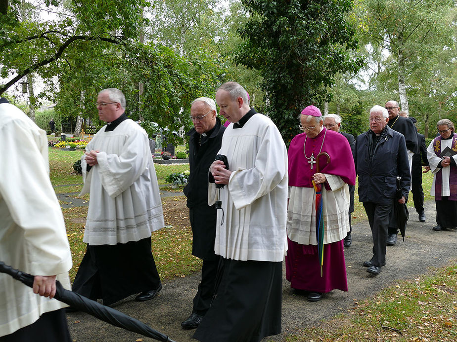 Pontifikalrequiem und Beisetzung von Weihbischof em. Johannes Kapp (Foto: Karl-Franz Thiede)